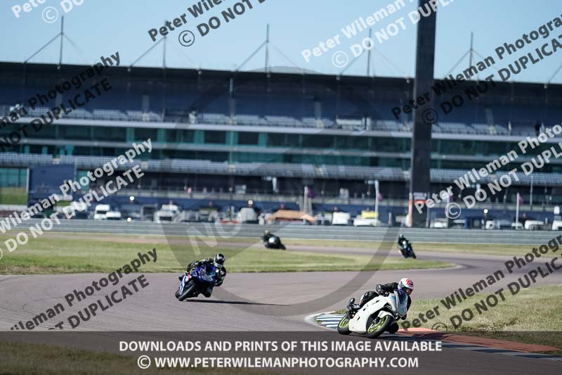 Rockingham no limits trackday;enduro digital images;event digital images;eventdigitalimages;no limits trackdays;peter wileman photography;racing digital images;rockingham raceway northamptonshire;rockingham trackday photographs;trackday digital images;trackday photos